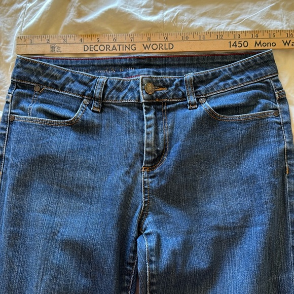 Talbots Women’s Jeans Size 6 Length 28” 98% Cotton - Picture 4 of 7